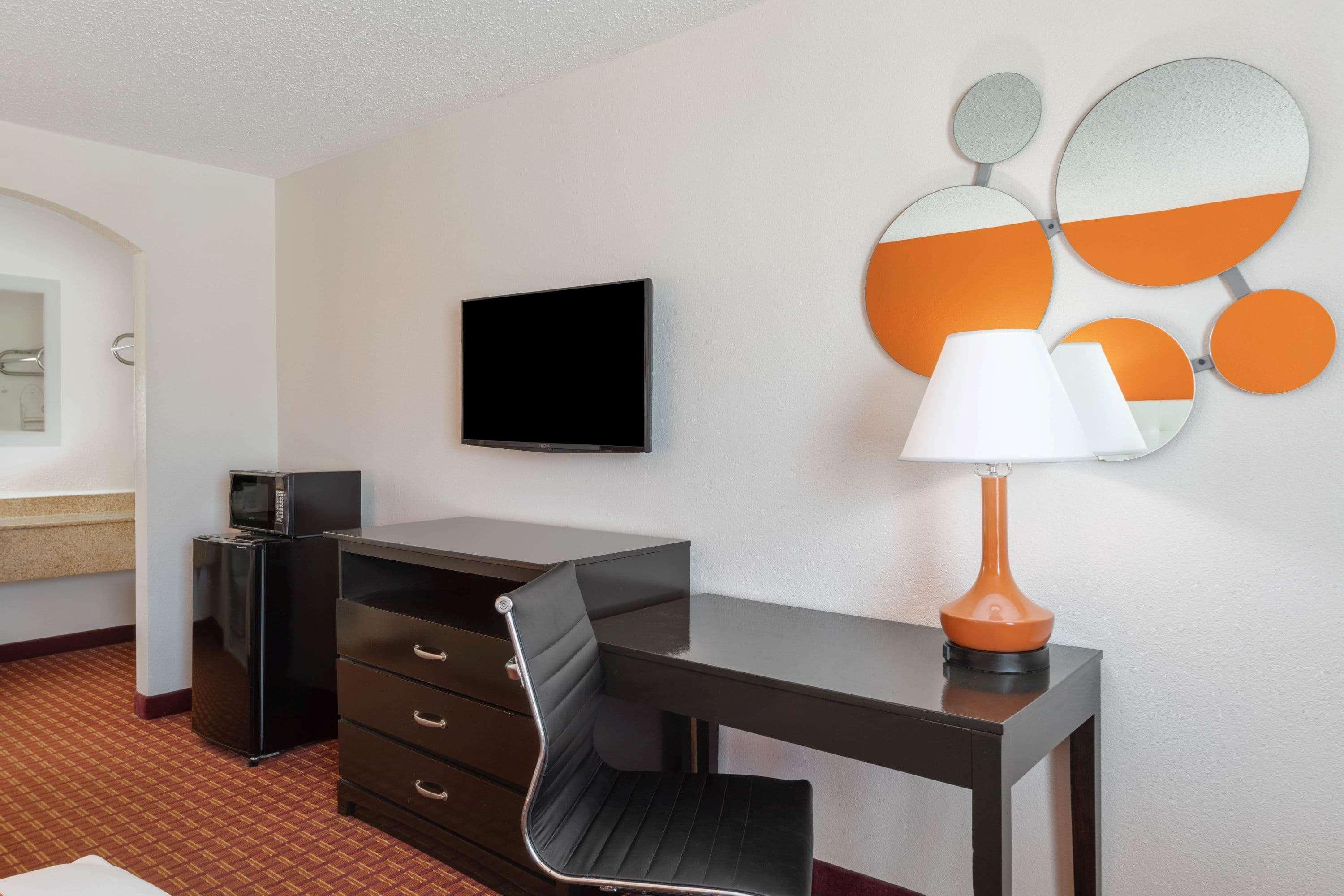 Howard Johnson By Wyndham Rock Hill Exteriör bild